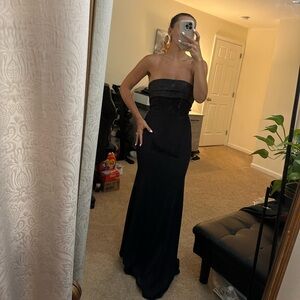 Black Lulus Strapless Elegant Dress
